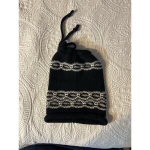 Cole Haan Knit Wool Beanie Hat Black & White Pattern – Unisex Winter Cap